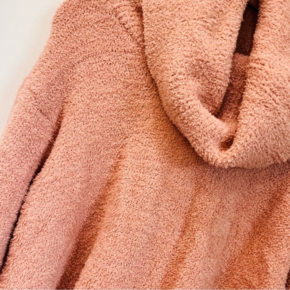 Blush pink ruby moon sweater turtleneck sherpa size small - Picture 3 of 9